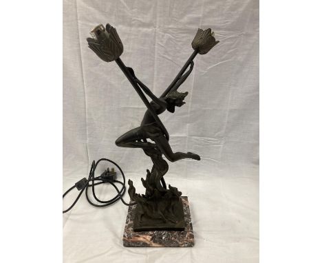 A LAMP DEPICTING A MODEL OF A LADY ON A MARBLE BASE ART DECO STYLE 