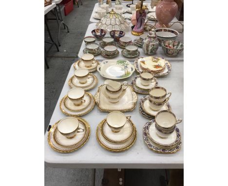 A QUANTITY OF TEAWARE TO INCLUDE TUSCAN CHINA GILT DECORATED TEACUPS, SAUCERS, PLATES, ETC, PLUS OTHER CHINA CUPS, SAUCERS, P