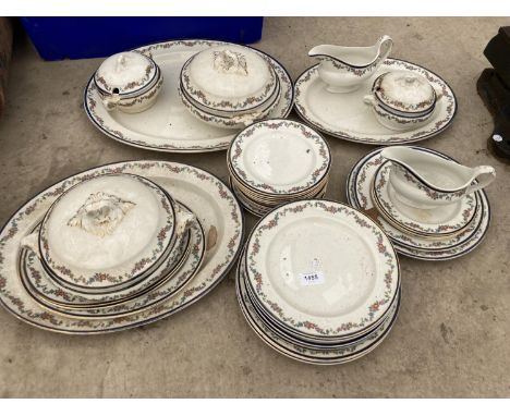 A BOOTHS CERAMIC PART DINNER SERVICE TO INCLUDE PLATES, GRAVY BOATS AND MEAT PLATES ETC 