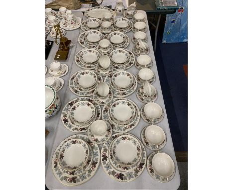 A LARGE QUANTITY OF ROYAL DOULTON 'CAMELOT' DINNERWARE TO INCLUDE DIFFERENT SIZES OF PLATTES, BOWLS, CUPS, SAUCERS, SAUCE BOA