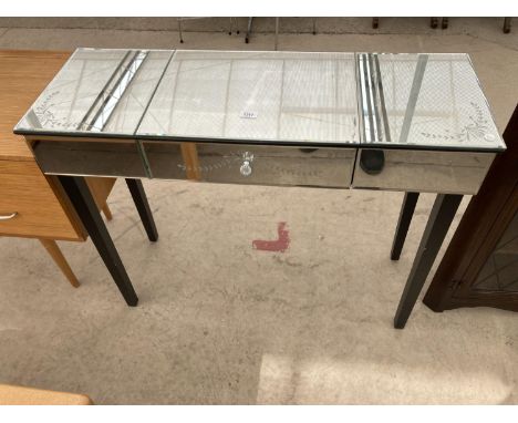 A MODERN MIRRORED CONSOLE TABLE, 40" WIDE 