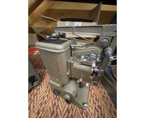 A VINTAGE BOXED SPECTO 16MM PROJECTOR 