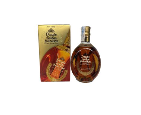 Dimple Golden Selection Blended Scotch Whisky, 700ml, presented in an elegant glass bottle with original packaging.