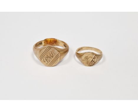 9ct gold signet ring, initialled BMD, 6.2g (size I1/2)&nbsp;and a small 9ct gold signet ring, initialled K, 1.5g (size R1/2)&