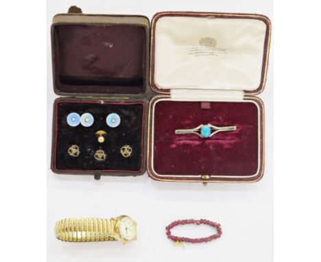 15ct gold collar stud, three gold-coloured metal pierced scroll collar studs, three others, a silver-coloured metal and turqu