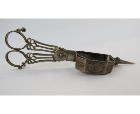 Set of George III silver candle snuffers, London 1793, maker WB Wilkes Booth (?), with bright cut engraving including initial