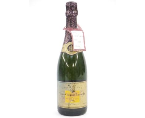 Veuve Clicquot Ponsardin 1995 vintage champagne, 75cl, 12% vol&nbsp;