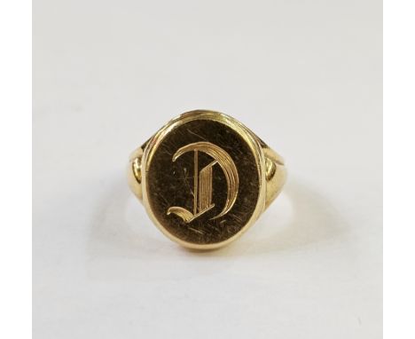 18ct gold signet ring, initialled &lsquo;C&rsquo;, 12.7g, finger size N&nbsp;