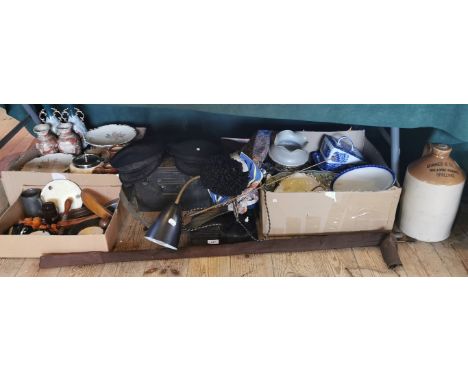 A quantity of assorted items, to include: various assorted china, stoneware flagon for Sons &amp; Co Limited, Spalding, vinta