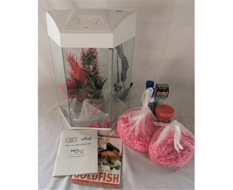 New Hexagonal full set up cold water fish tank complete with light, pump, gravel, plants, instruction book and accessories H 