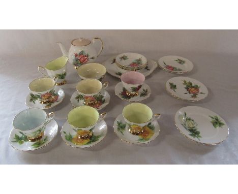 Royal Standard Series of Six 'Grand Gala' tea service