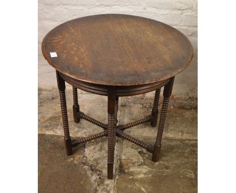 Victorian oak occasional table with bobbin turned legs