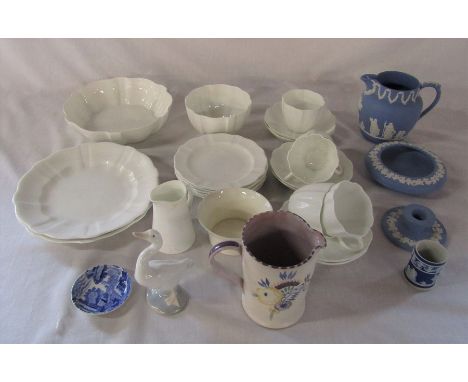 Royal Crown Derby part tea service, Poole jug (by Nellie Bishton), Wedgwood and Lladro