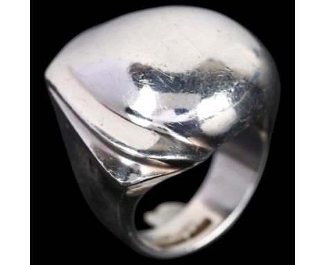 LAPPONIA - a Finnish modernist sterling silver abstract ring, in Bjorn Weckstrom style, Helsinki 1985, setting height 21.3mm,