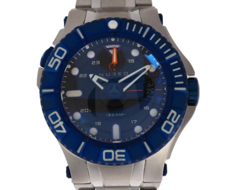 NUBEO - a stainless steel Manta Diver's automatic calendar bracelet watch, ref. NB-6003-33, black dial with luminous dot and 