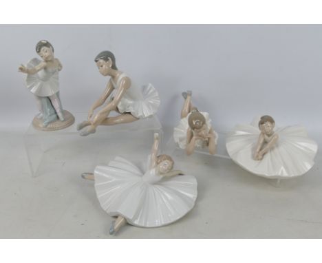 Nao - A collection of ballerina figures, largest approximately 17 cm (h).

Condition Report:The figure laying on her front ha