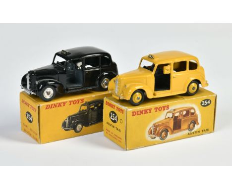 A boxed Dinky Toys No.581 British Railways Horse Box, Nr M-M, box Ex