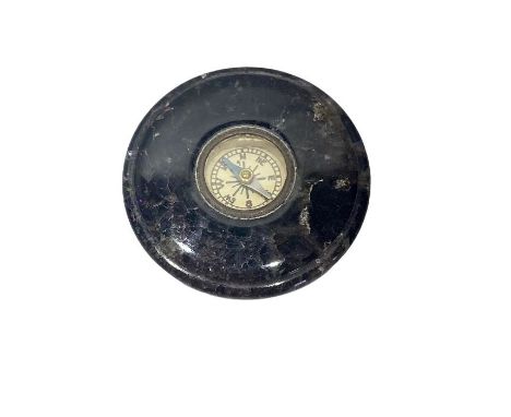 A blue john compass from the Odin mine 3.5cm wide (1)Good condition