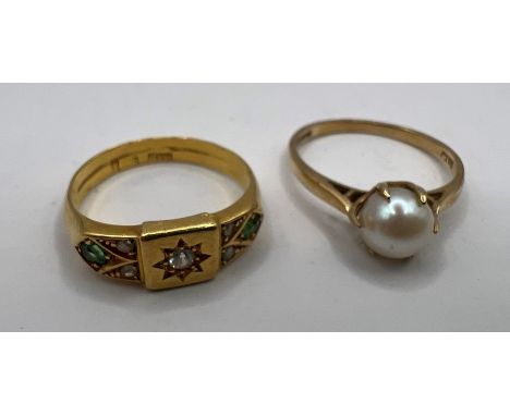 A pair of dress rings: A 9ct gold pearl solitaire ring, featuring a claw set cultured pearl, gross weight approx 1.6 grams. S