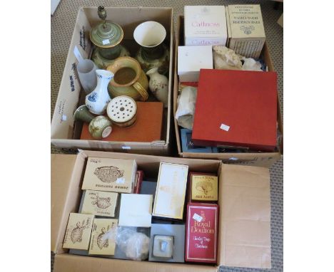 3 boxes of mixed items to includeMixed collection to include an onyx boxed set , 4 pieces of Jersey pottery and other itemsCo