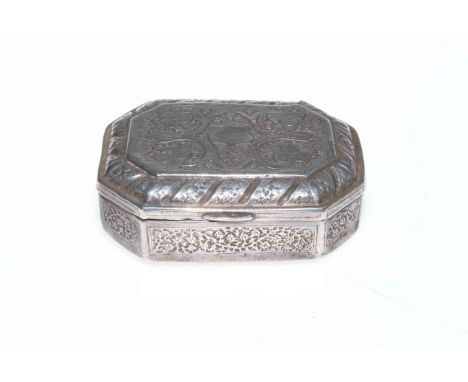 Continental silver table snuff box.