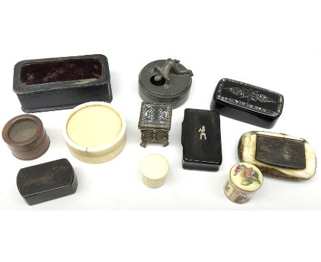 Group of 19th century and later snuff and other boxes, to include black papier mache example with mother of pearl decoration 