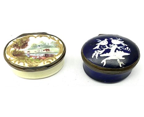 Georgian enamel patch box of oval form, the hinged cover decorated with two doves upon a branch, opening to reveal mirror ben