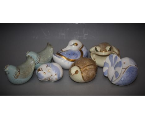 A COLLECTION OF MINTON  ROYAL DOULTON ANIMAL FIGURES, to include a toad, a partridge, two chickens and a dove, together with 