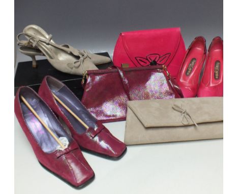 THREE PAIRS OF LADIES VINTAGE DESIGNER SHOES WITH MATCHING BAGS, comprising two Roland Cartier sets (pink shoes size 38 1/2, 