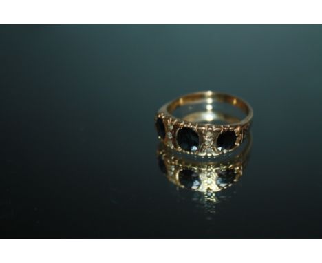 A VINTAGE SAPPHIRE AND DIAMOND 9CT GOLD RING,  approx weight 4.9g, ring size T 1/2