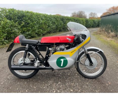 A well presented CB200, inspired by the legendary RC race bikes from the early 1960s.  A road-registered racer, inspired by p