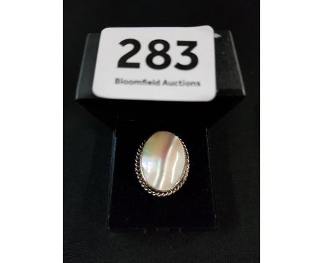 MOTHER OF PEARL SILVER RING 
