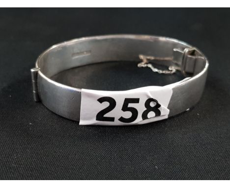 HEAVY HALLMARKED SILVER BANGLE WITH SAFETY CHAIN 41.3 GRAMS 