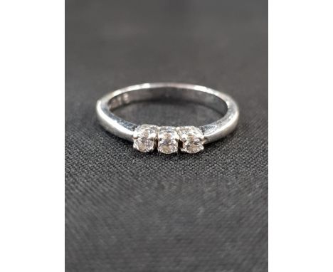 18 CARAT WHITE GOLD &amp; DIAMOND RING WITH CIRCA 0.15 CARATS OF DIAMONDS 