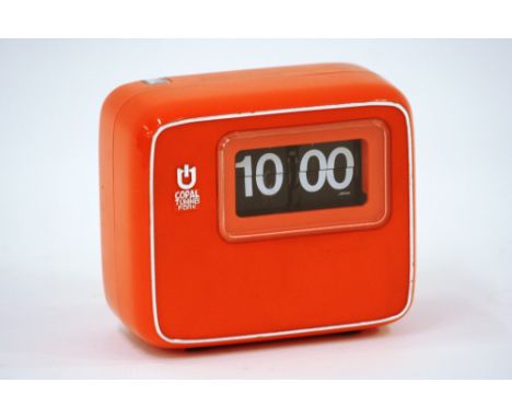 A Copal tuning fork clock, 12cm 
