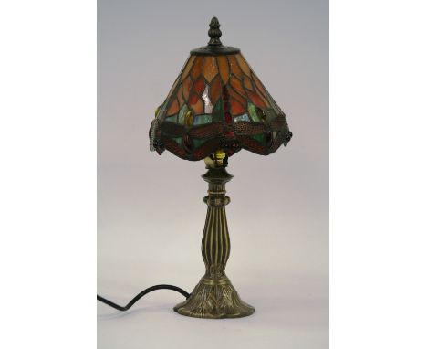 A Tiffany style table lamp, shade decorated with dragonflies, 36cm 