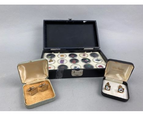 COLLECTION OF UNMOUNTED GEMS, along with other items, including an unmounted opal and faux pearl necklaces