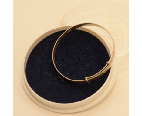 Childrens sterling silver (925) bangle - diamond cut 