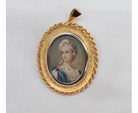 An 18ct yellow gold brooch / pendant with a head and shoulders portrait miniature inset, overall approximately 12 grams