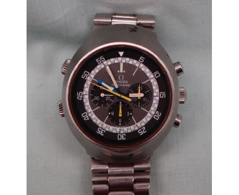 A Gentleman's Omega Flightmaster, a stainless steel chronograph wristwatch, ref: 145.026, lever movement signed and numbered 