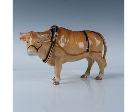 A blond oxen stands firmly on all fours, gazing down with a strong, observant look, wearing a pull collar. Royal Doulton back