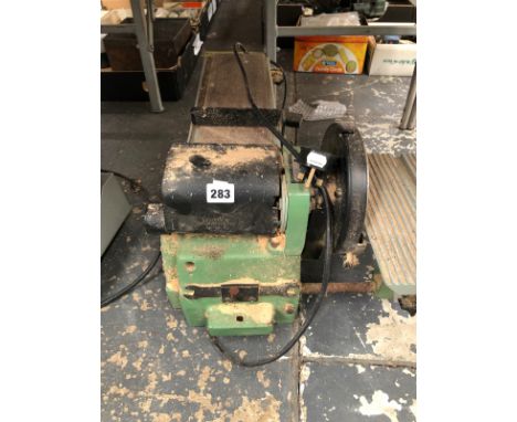 A REXON, BD-46A PROFILINE 450W 230V TABLE TOP BELT SANDER WITH INSTRUCTION MANUAL.