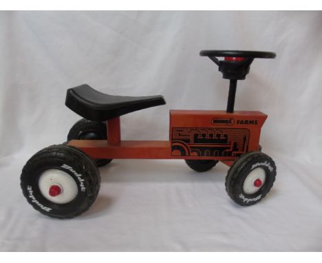 Childs metal sit and ride tractor