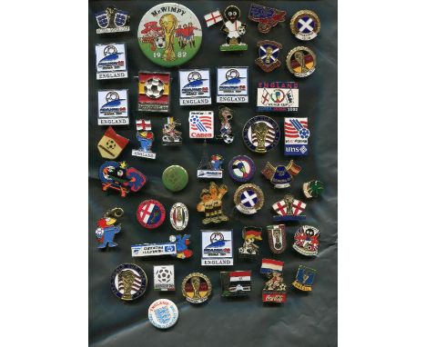 World Cup Football Badges, A collection of Fourty Four (44) enamel/metal badges, ranging from Mexico 1970 to Korea 2002, Incl