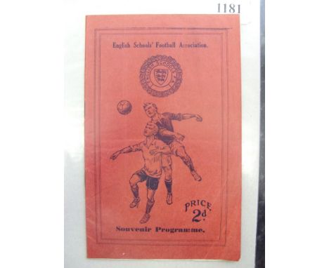 1934/1935 England Schools v Sotland Schools, a programme from the game played at Arsenal on 12/05/1934, in good condition