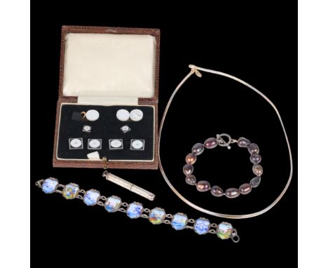 Various jewellery, including Art Deco gentleman's dress set, silver propelling toothpick, Dutch enamel bracelet, etcLot sold 