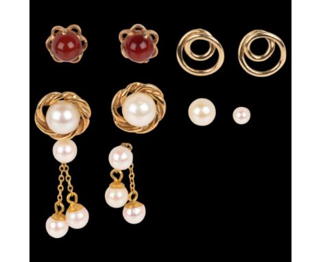 4 pairs of 9ct gold stud earrings, and 2 other single examples, 8.6g grossLot sold as seen unless specific item(s) requested
