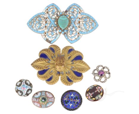 Various jewellery, including Antique guilloche enamel button, scarab beetle nurse's buckle, amethyst and split pearl flowerhe