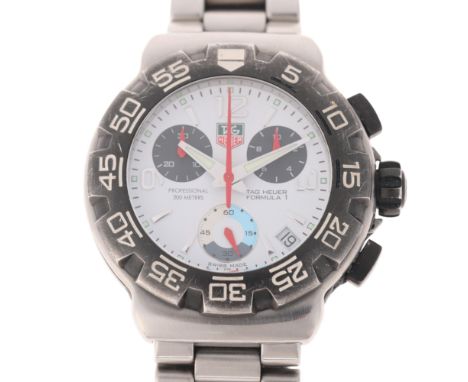 TAG HEUER - a stainless steel Formula 1 Professional 200M quartz chronograph calendar bracelet watch, ref. CAC1111-0, "Panda"