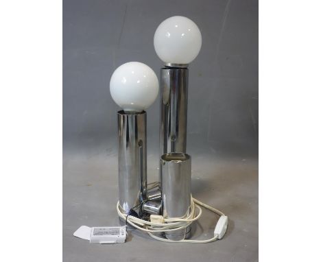 1970's Vintage Italian Chrome Three globe table lamp, H. 45 